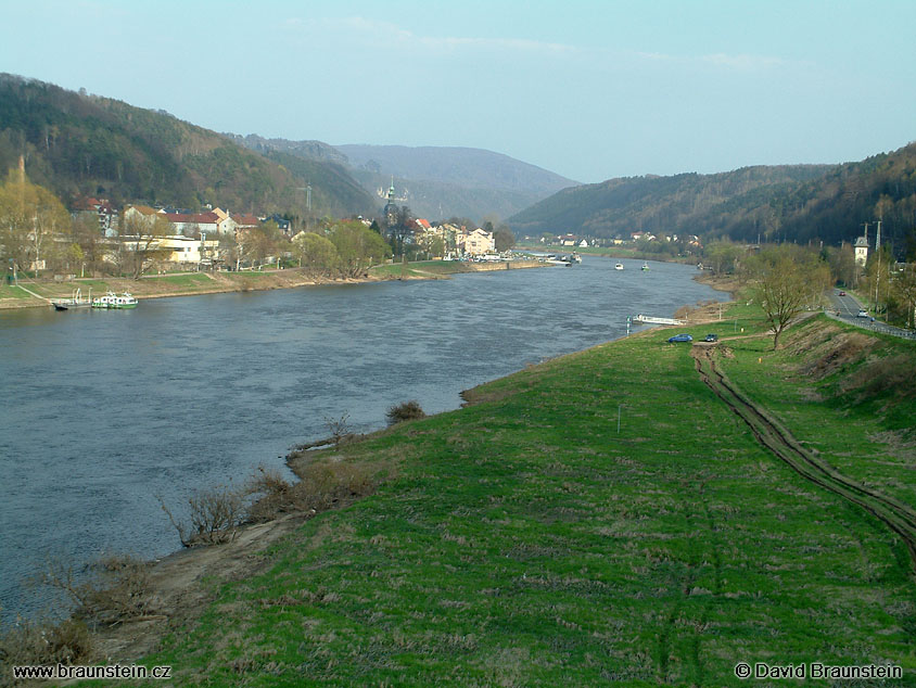 2003_0420_161004_cs_labe_bad_schandau