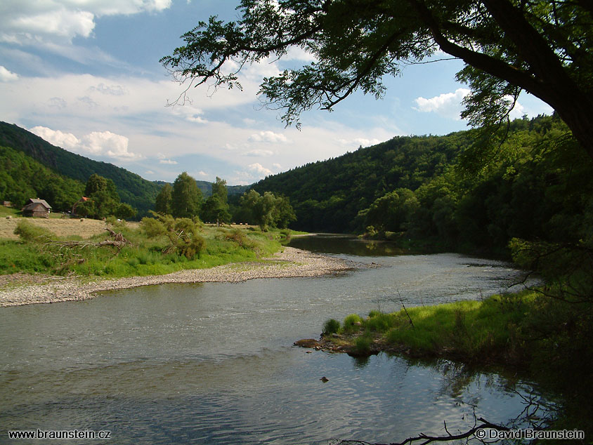 2003_0629_152307_kr_berounka_u_kourimecky_rybarny