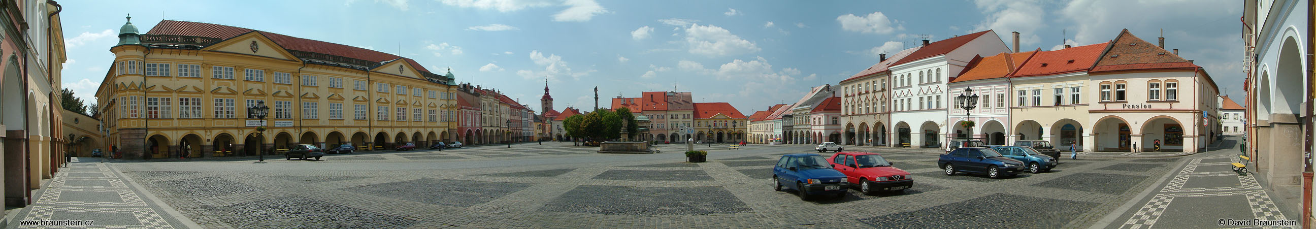 2003_0803_131152_sl_jicin_namesti