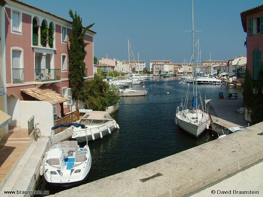 2003_0811_142628_al_port_grimaud