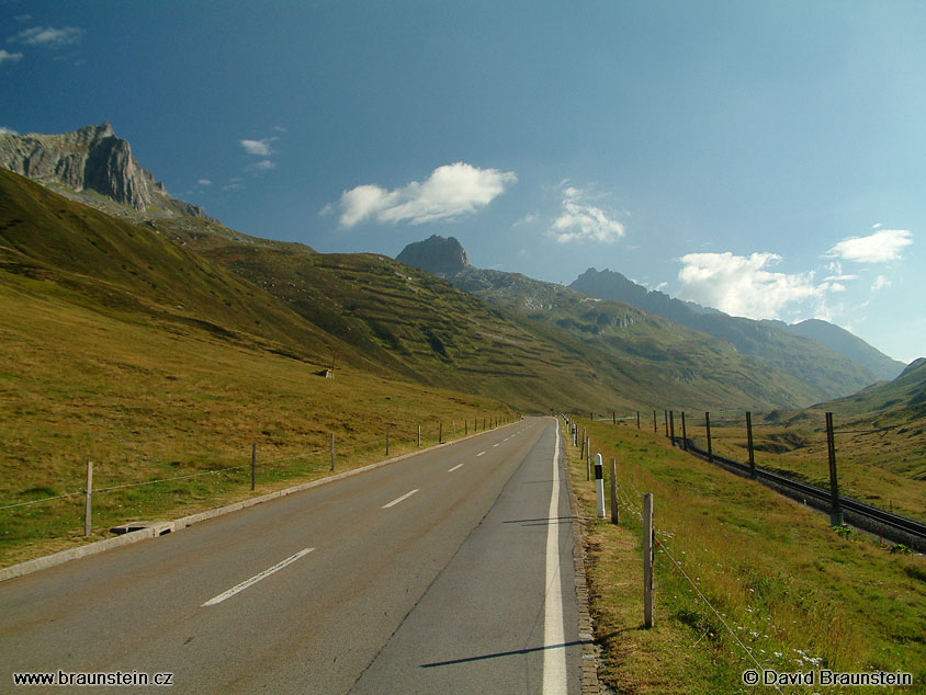 2003_0819_082254_al_krajina_pred_oberalpass