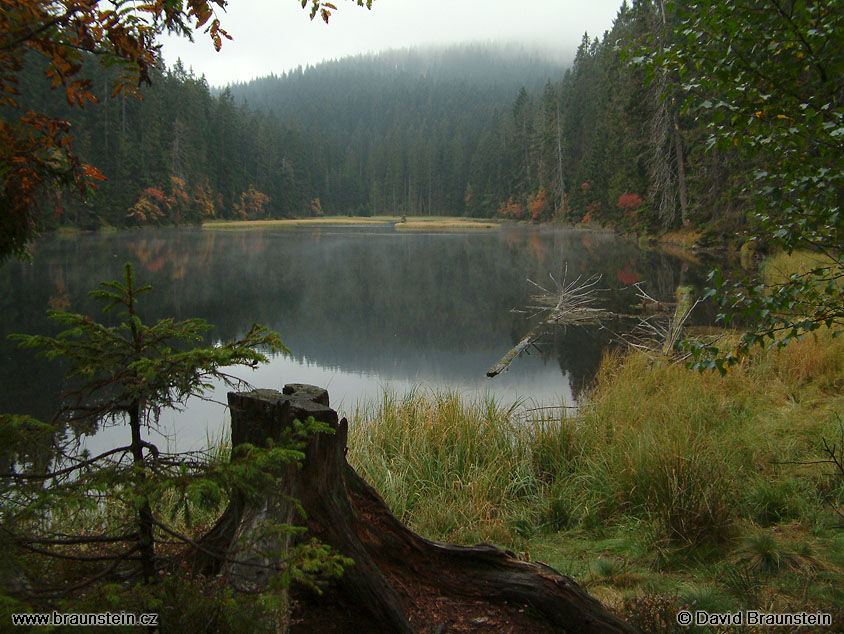 2003_0924_083940_su_jezero_laka