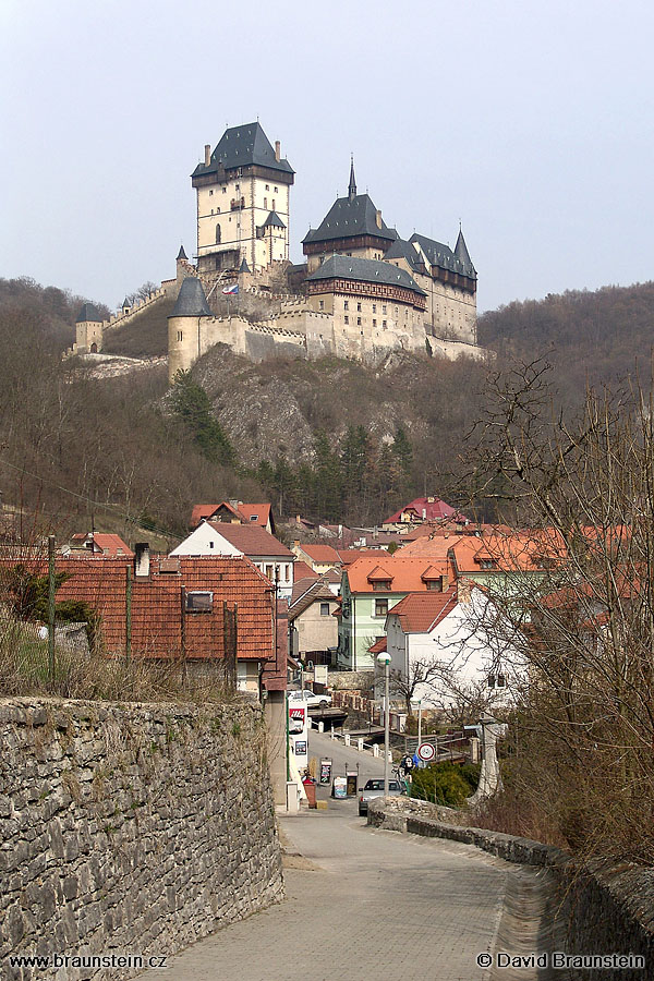 2004_0403_132130_op_karlstejn