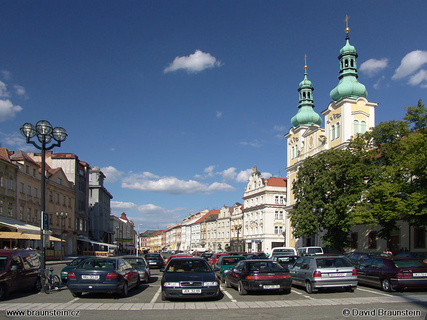 2004_0529_163012_sv_hradec_kralove_namesti