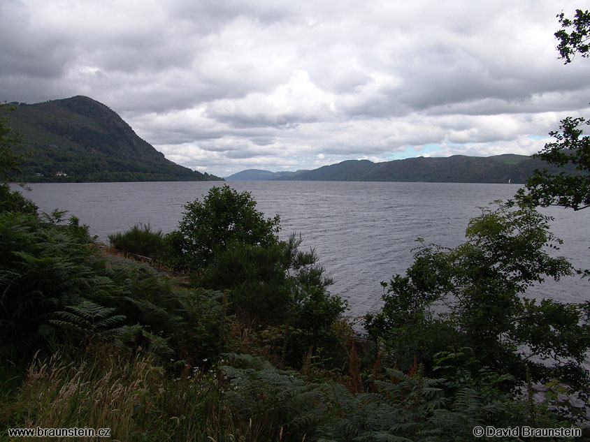 2004_0806_125345_sk_jezero_lochness