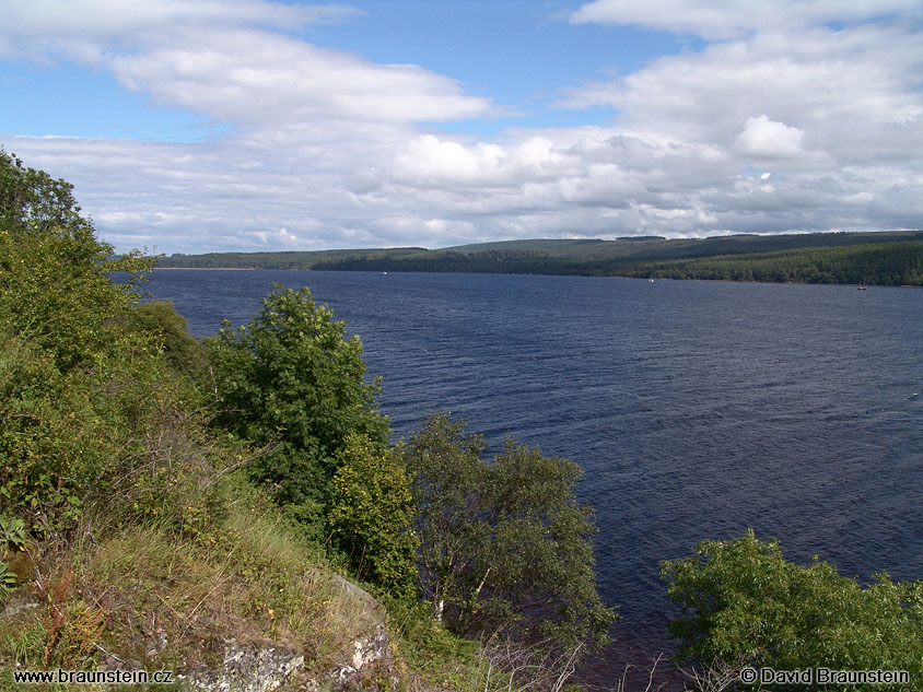 2004_0806_144215_sk_konec_jezera_lochness