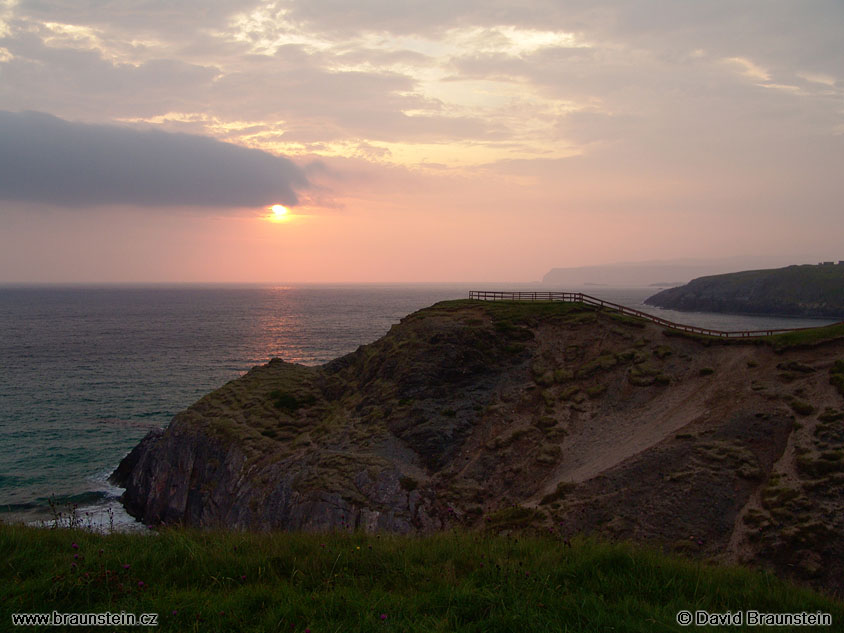 2004_0810_061249_sk_vychod_slunce_v_durness