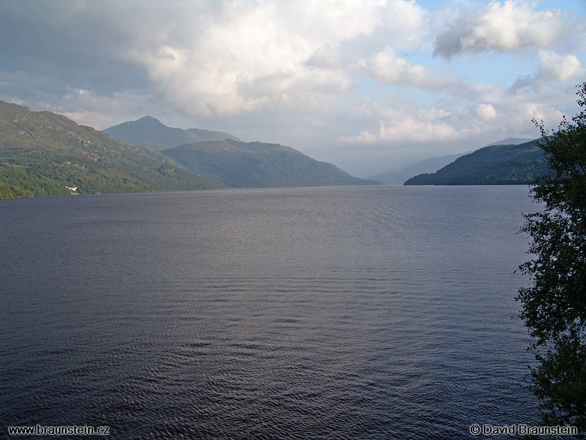 2004_0813_190523_sk_jezero_lomond