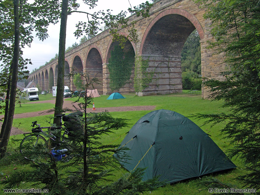 2004_0814_190438_sk_misto_12_13_14_nocovani_lohrian_bridge