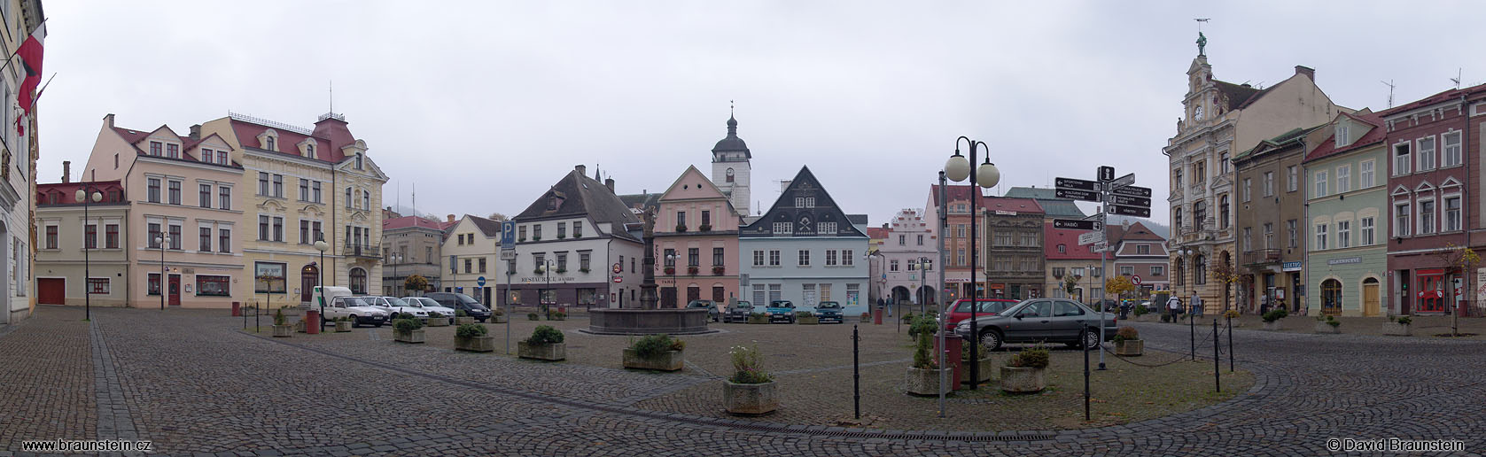 2004_1030_114638_ss_ceska_kamenice_namesti