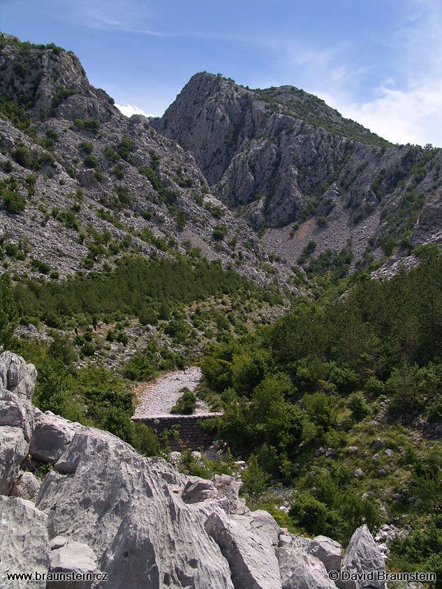 2005_0609_100641_hr_mala_paklenica_kopec_vyschle_koryt