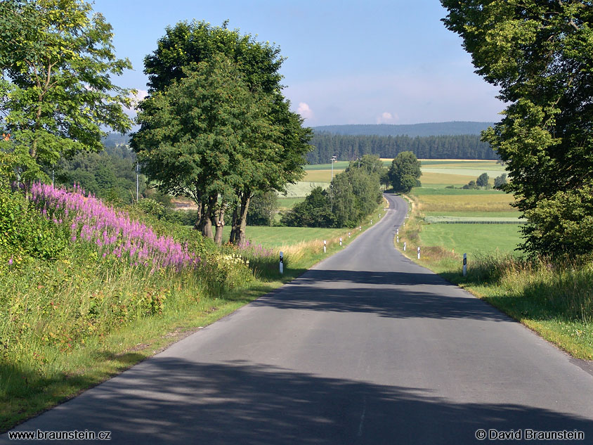 2005_0706_084536_jz_silnice_krajina