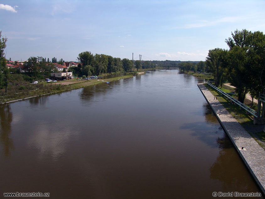 2005_0827_111555_cz_vltava_v_kralupech