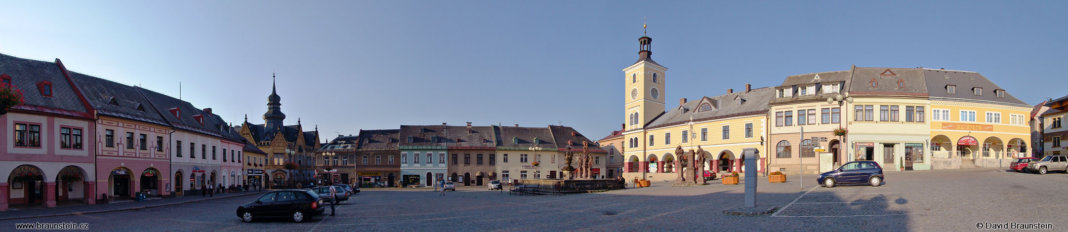 2005_0830_065617_cz_namesti_v_jilemnici_n_j