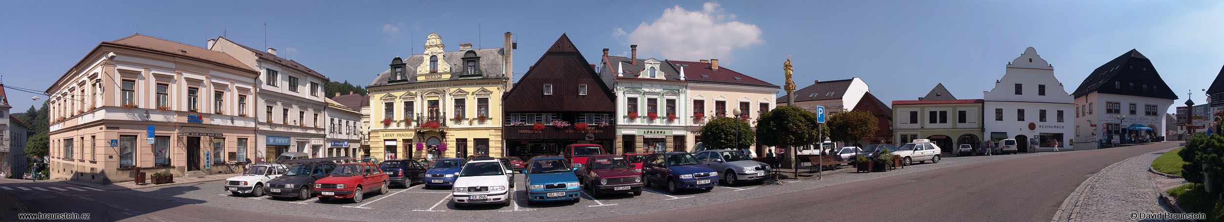 2005_0901_105515_cz_namesti_v_jablonnem_n_o