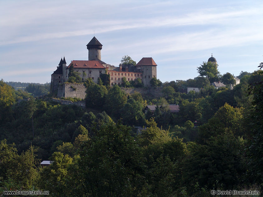 2005_0903_072742_cz_hrad_sovinec