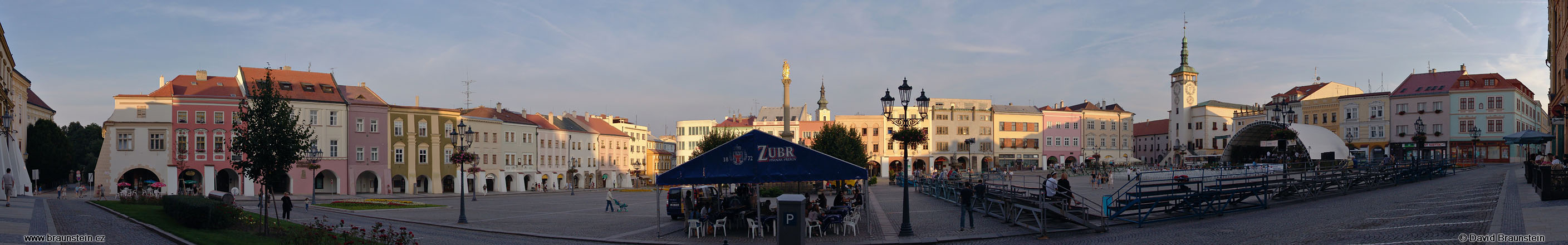 2005_0903_173738_cz_namesti_v_kromerizi