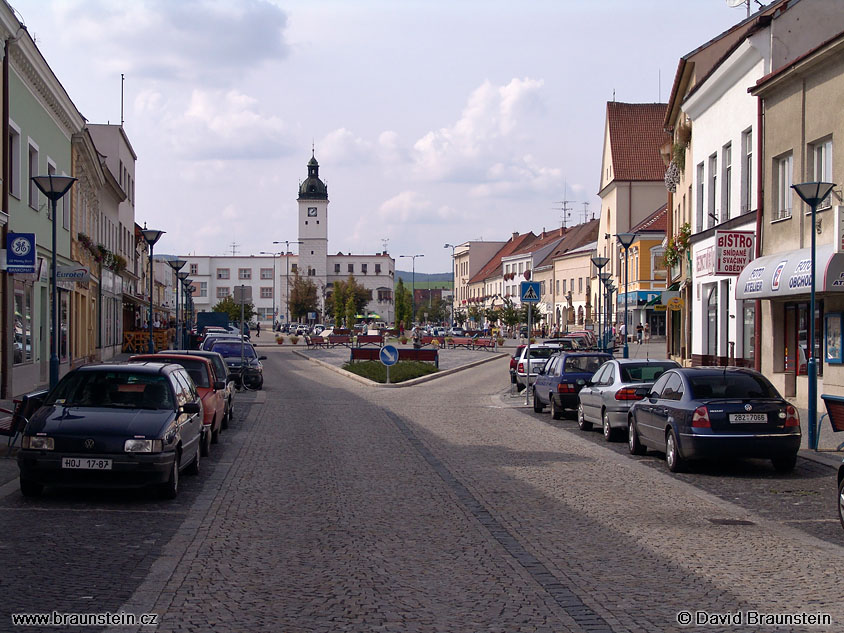 2005_0904_130425_cz_namesti_v_kyjove