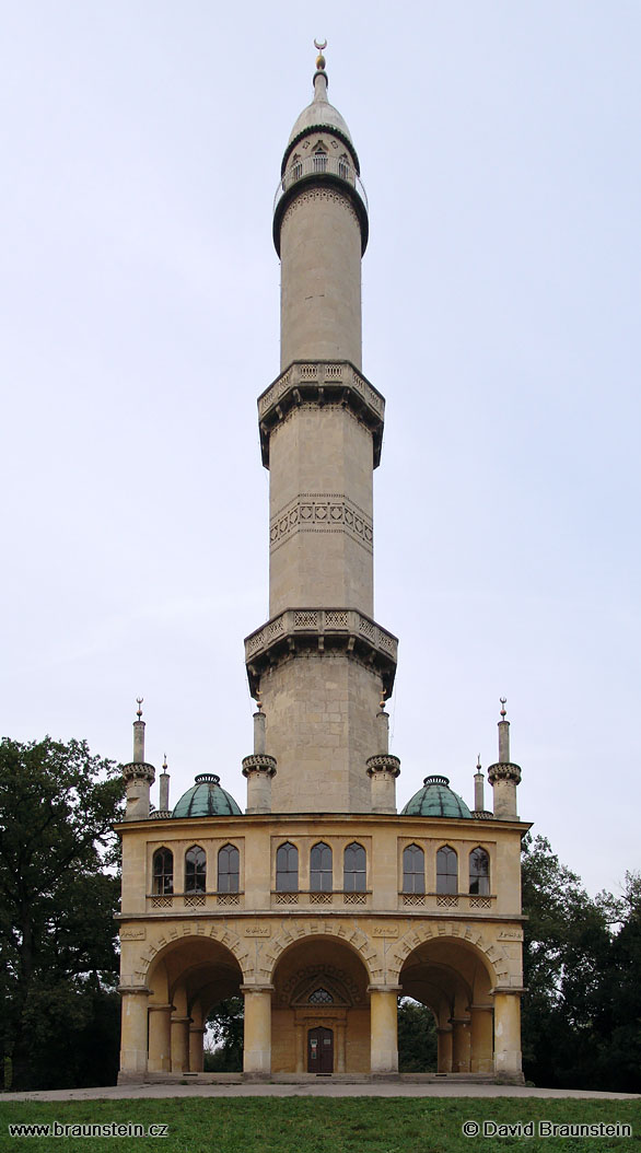 2005_0904_173209_cz_minaret_v_lednici