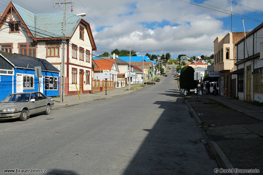 2006_0115_135017_ja_ulice_v_punta_arenas