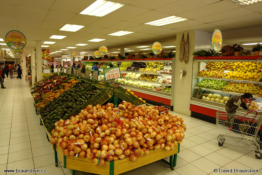 2006_0115_191400_ja_supermarket_v_chile