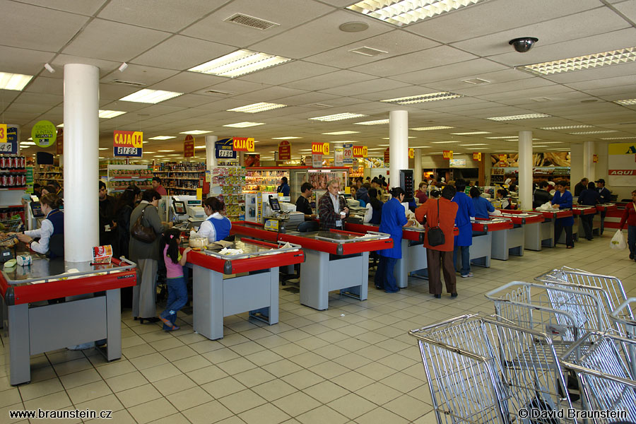 2006_0115_191553_ja_supermarket_v_chile