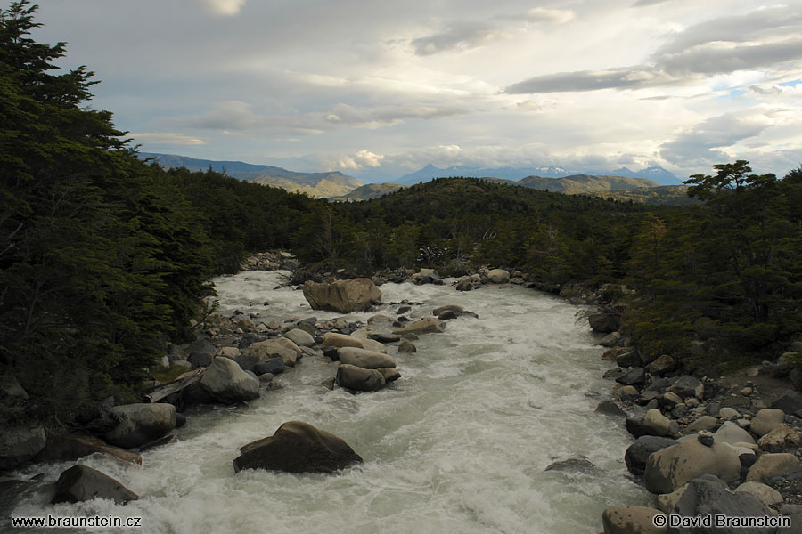 2006_0119_005717_ja_tores_del_paine