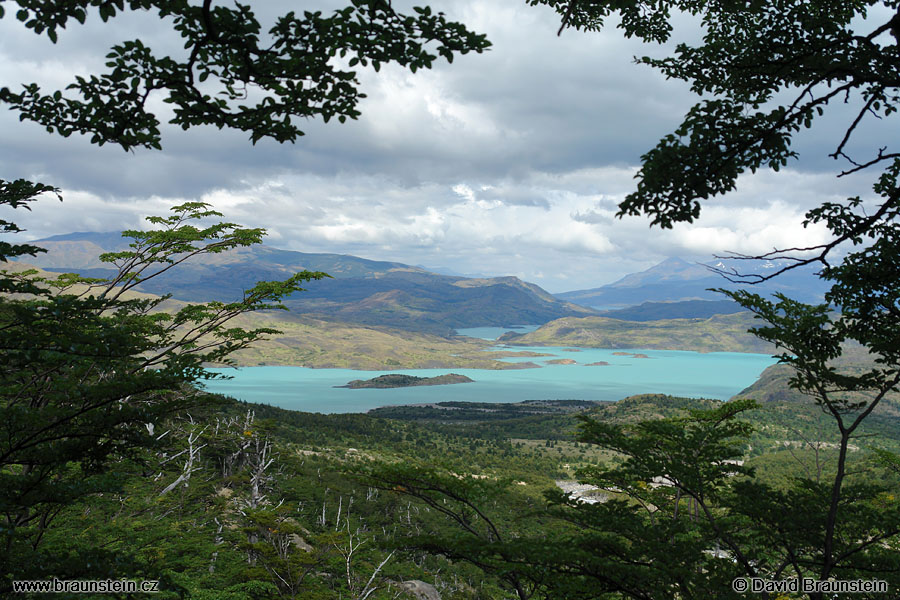 2006_0119_192245_ja_tores_del_paine