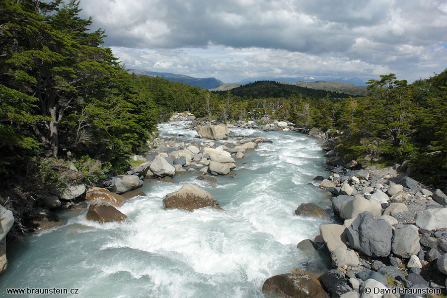 2006_0119_194859_ja_tores_del_paine