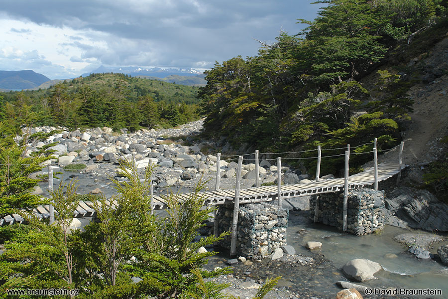 2006_0119_205737_ja_tores_del_paine