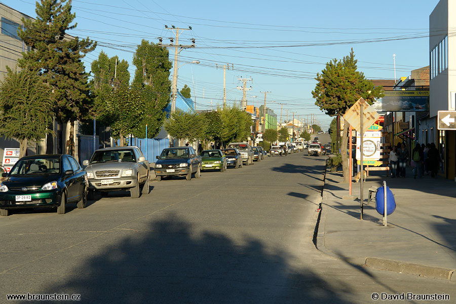 2006_0121_004419_ja_puerto_natales_ulice