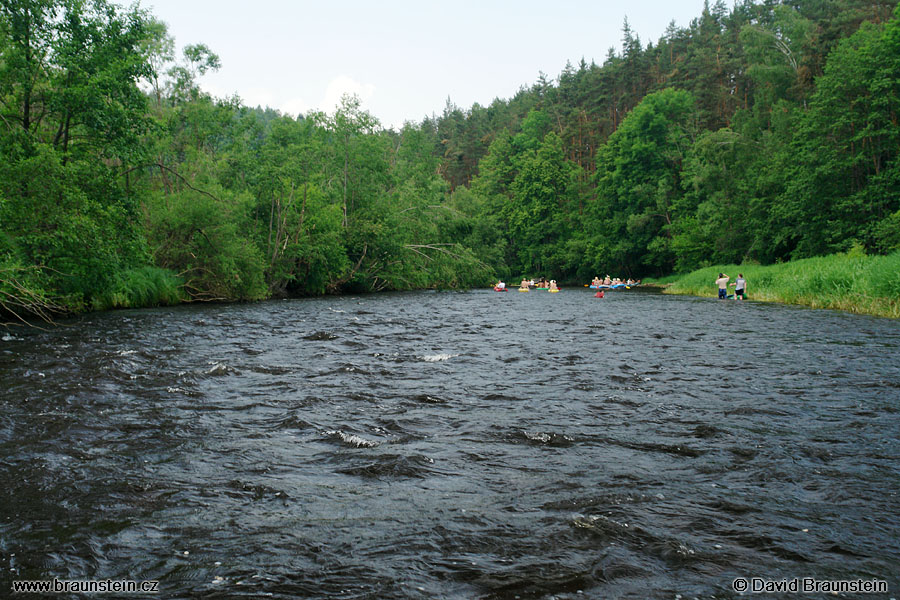 2006_0617_113022_vl_vltava_nad_zatoni