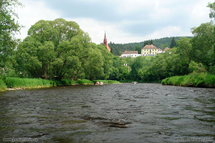 2006_0617_115542_vl_vltava_nad_zatoni