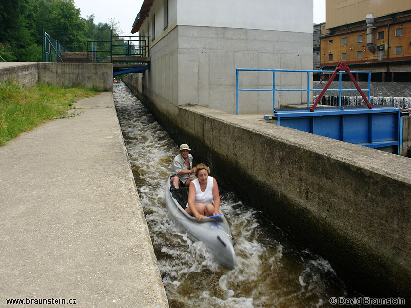 2006_0617_132606_vl_retarderka_ve_vetrni_vodaci