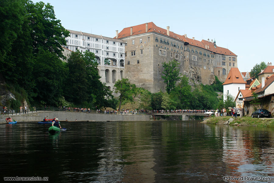 2006_0617_151516_vl_vltava_hrad_v_c_krumlove