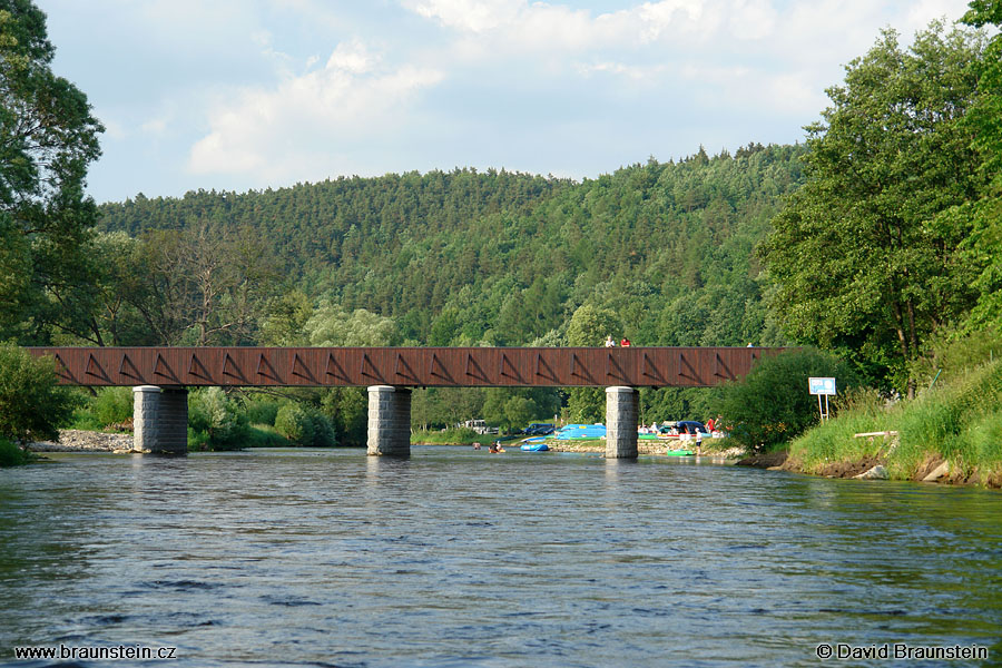 2006_0617_175533_vl_vltava_most_ve_zlate_korune