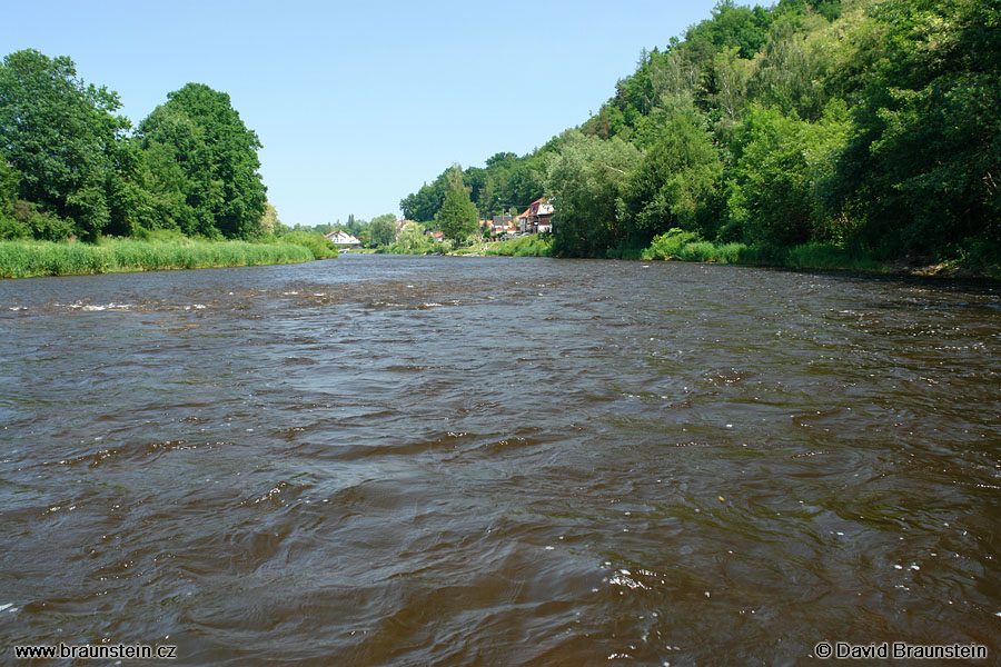 2006_0618_115223_vl_vltava_v_borsove