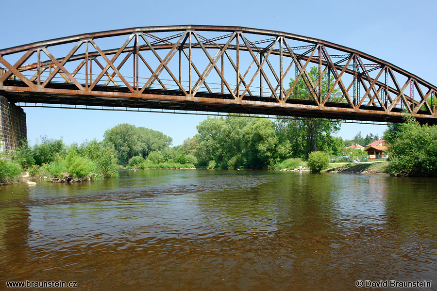 2006_0618_115913_vl_zel_most_pod_borsovem