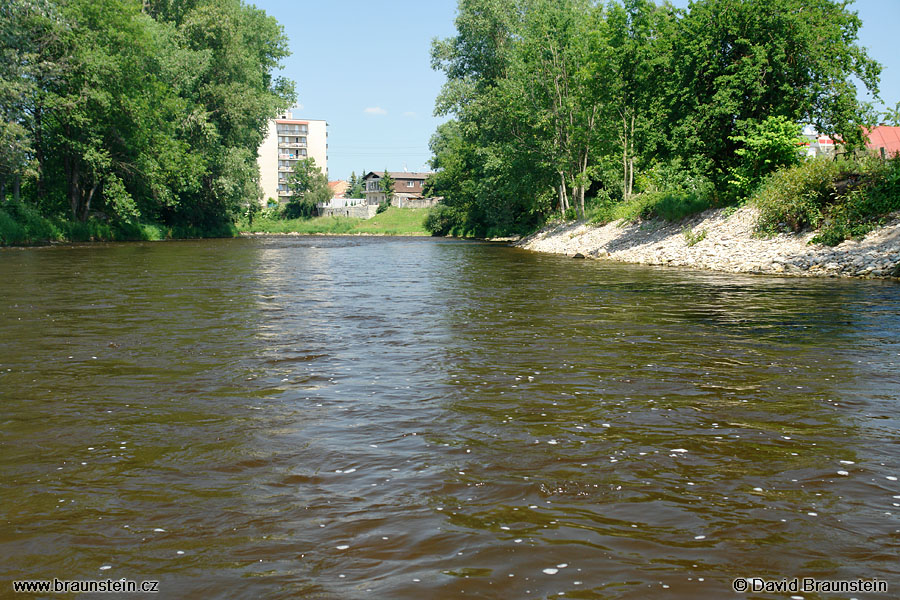 2006_0618_130712_vl_vltava_v_c_budejovicich