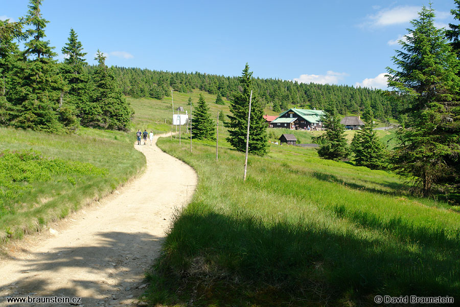 2006_0705_150336_je_cesta_krajina_u_svycarny