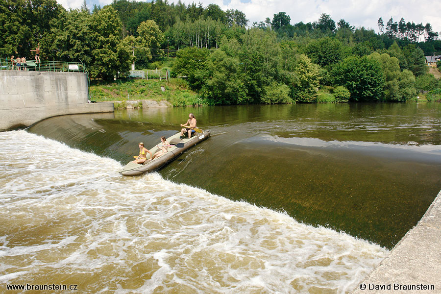 2006_0724_122612_oh_jez_v_radosove_sjizdeni