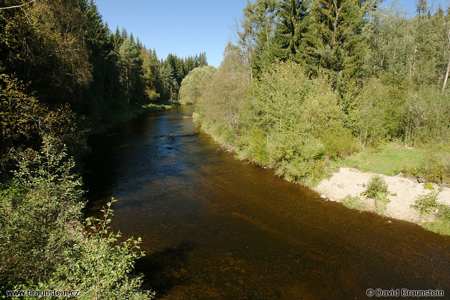 2006_0924_114243_jz_tepla_vltava_u_soumarskeho_mostu