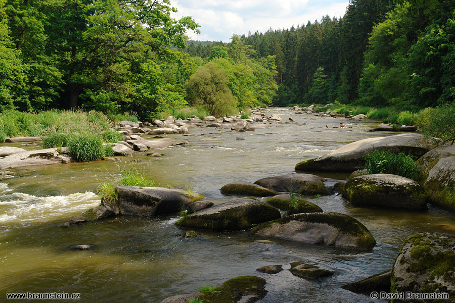 2007_0609_112320_st_sazava_ve_stvoridlech