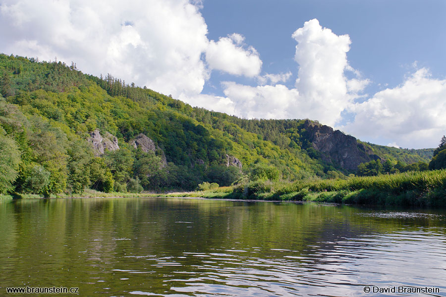 2007_0804_084220_be_berounka_pod_tyrovicema_certova_skala_71_5