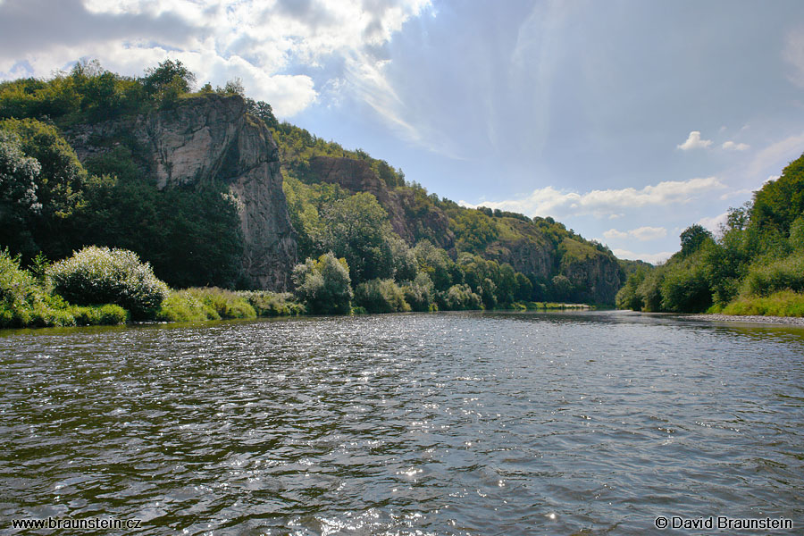 2007_0805_094429_be_berounka_nad_srbskem_30_8