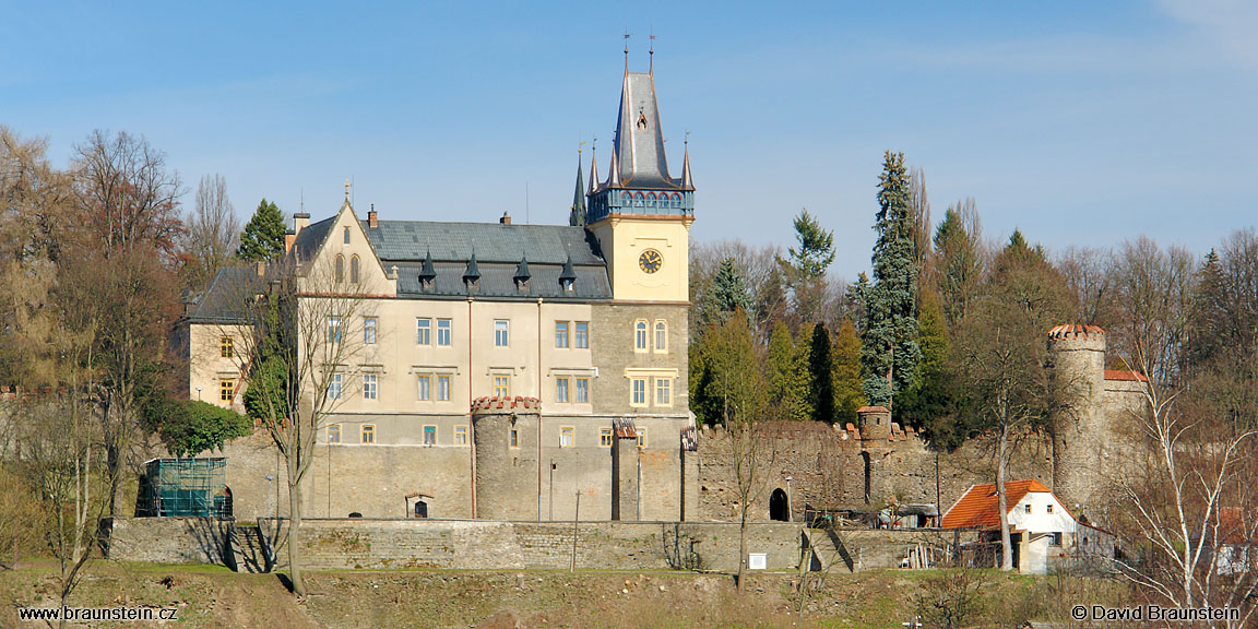 2008_0315_111106_ze_zamek_ve_zruci_nad_sazavou