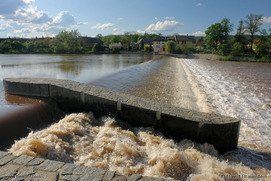 2008_0504_160524_op_jez_na_berounce_16_0_v_dobrichovicich