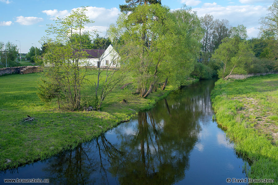 2008_0509_174210_jv_luznice_97_7_ve_stare_hline