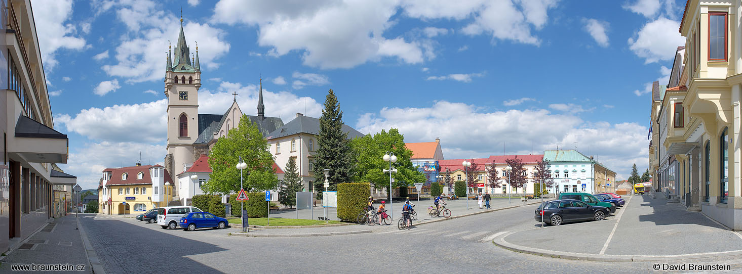 2008_0510_133044_jv_namesti_v_humpolci