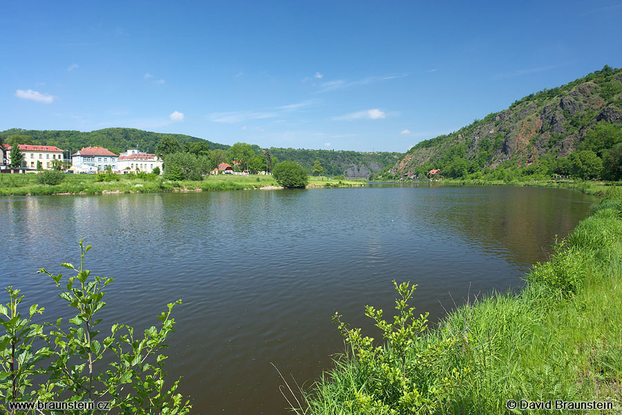 2008_0525_100941_ns_vltava_42_2_u_sedlece